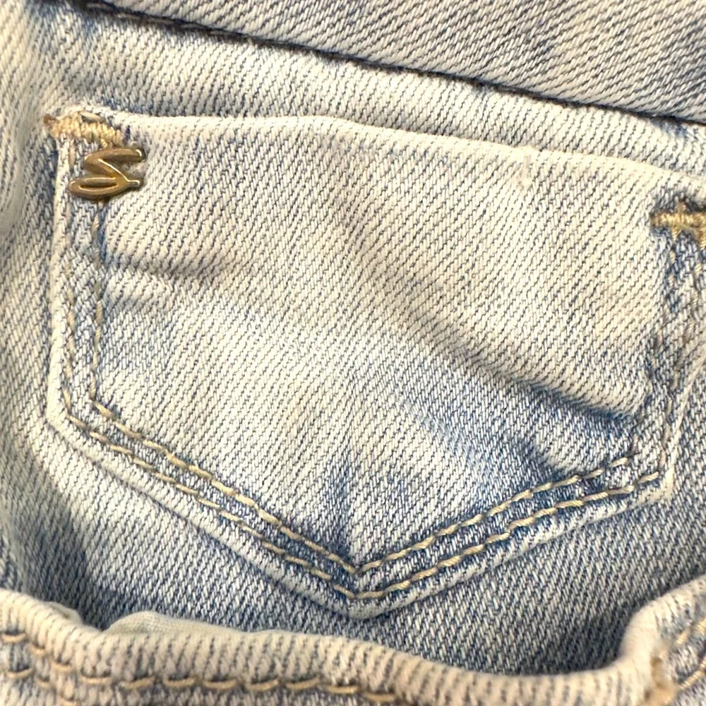 Seven7 Light Wash Distressed Skinny Jeans | Women's Size 8 | Stretch Denim